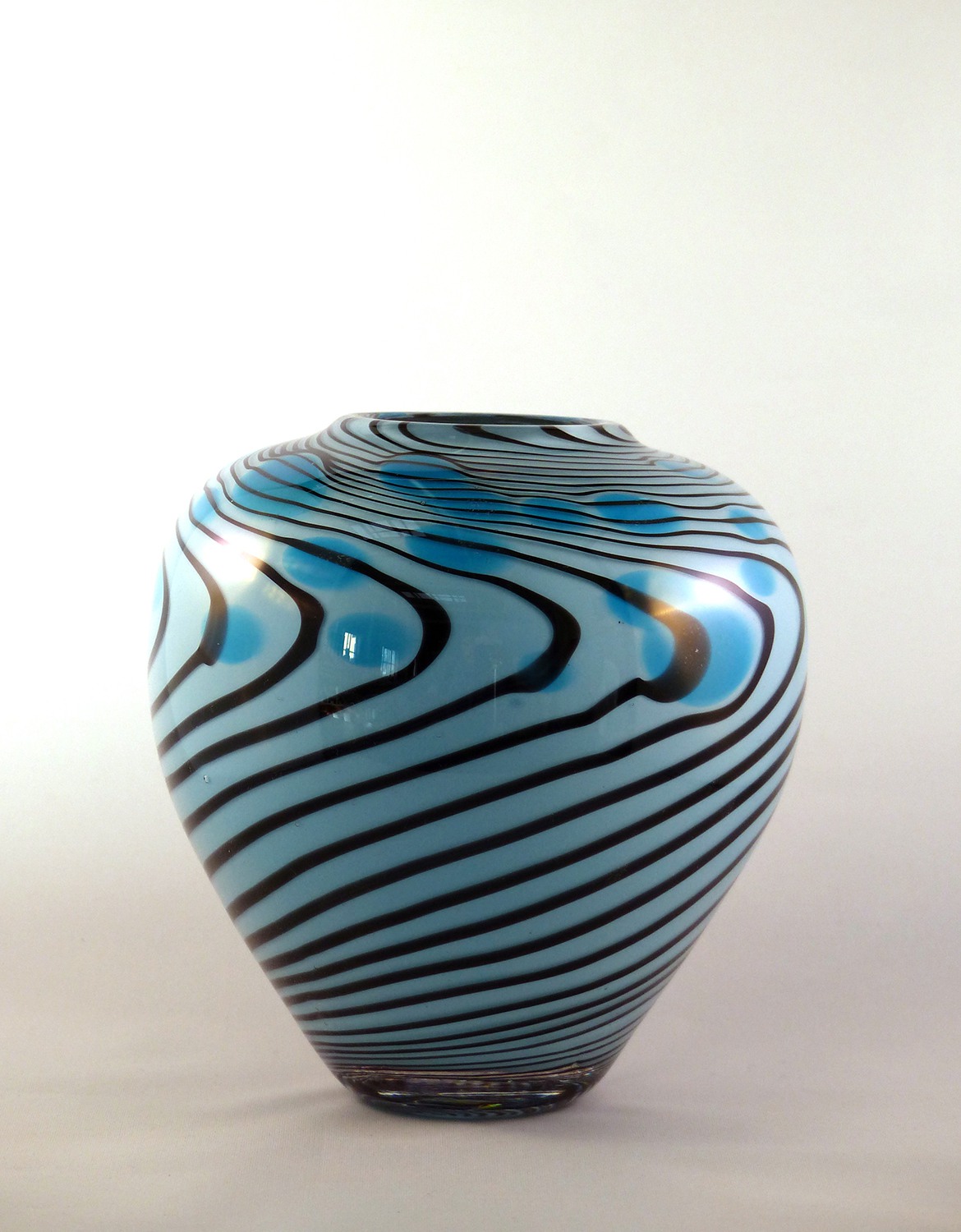 Short Cobra Vase